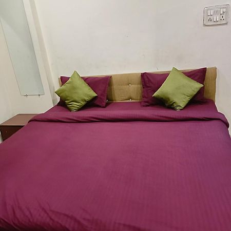 Hotel Rose Valley Индаур Экстерьер фото