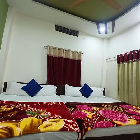 Hotel Rose Valley Индаур Экстерьер фото