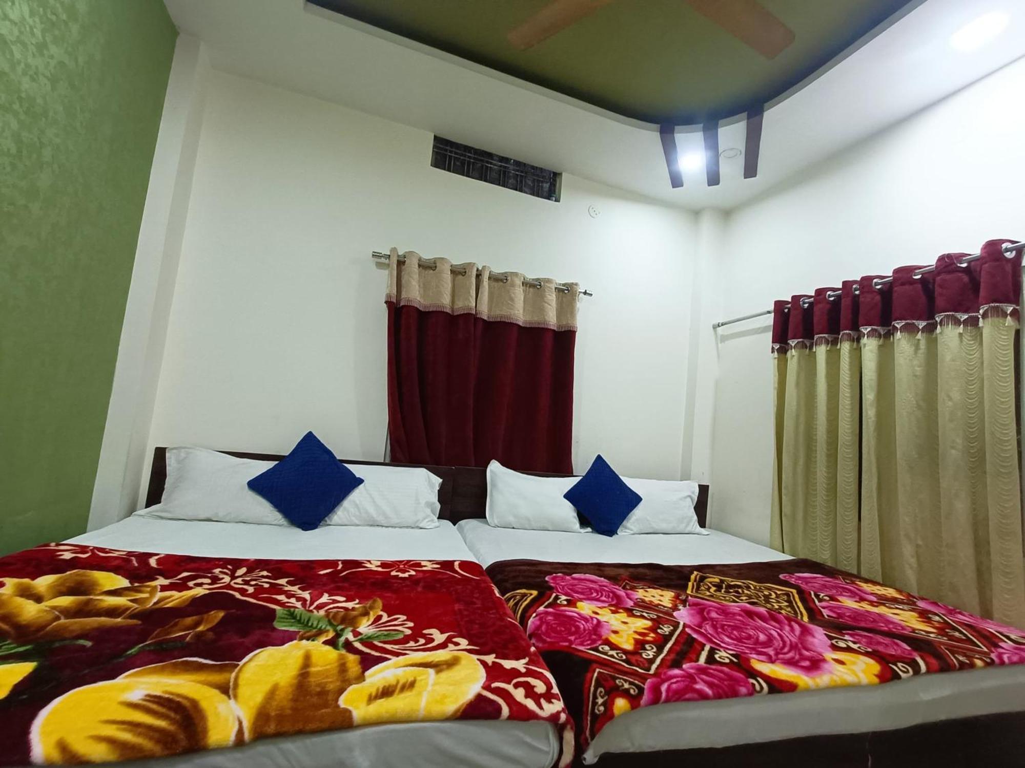 Hotel Rose Valley Индаур Экстерьер фото