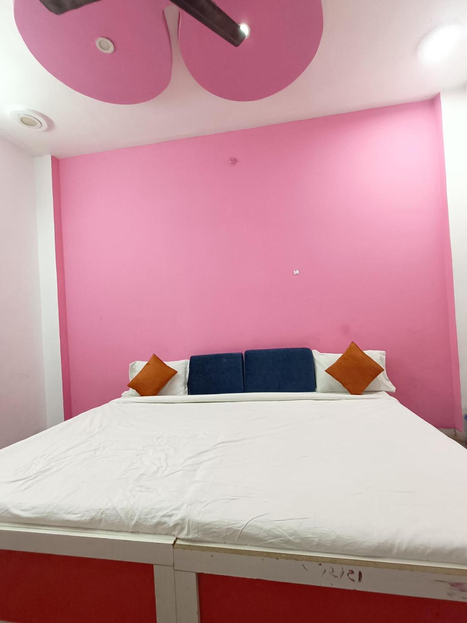 Hotel Rose Valley Индаур Экстерьер фото